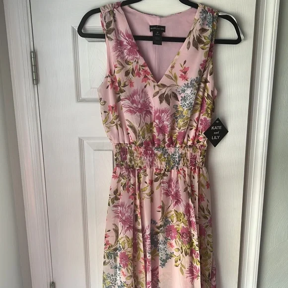 Ladies pink floral sleeveless dress - Picture 6 of 9